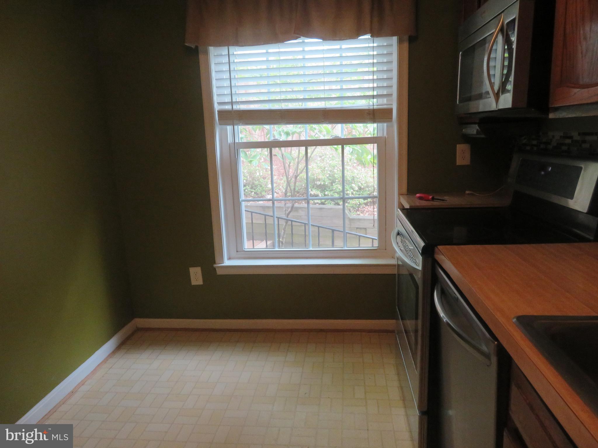 4911 7th Road South, Unit 4911 Arlington, VA 22204 - Photo 12 of 44