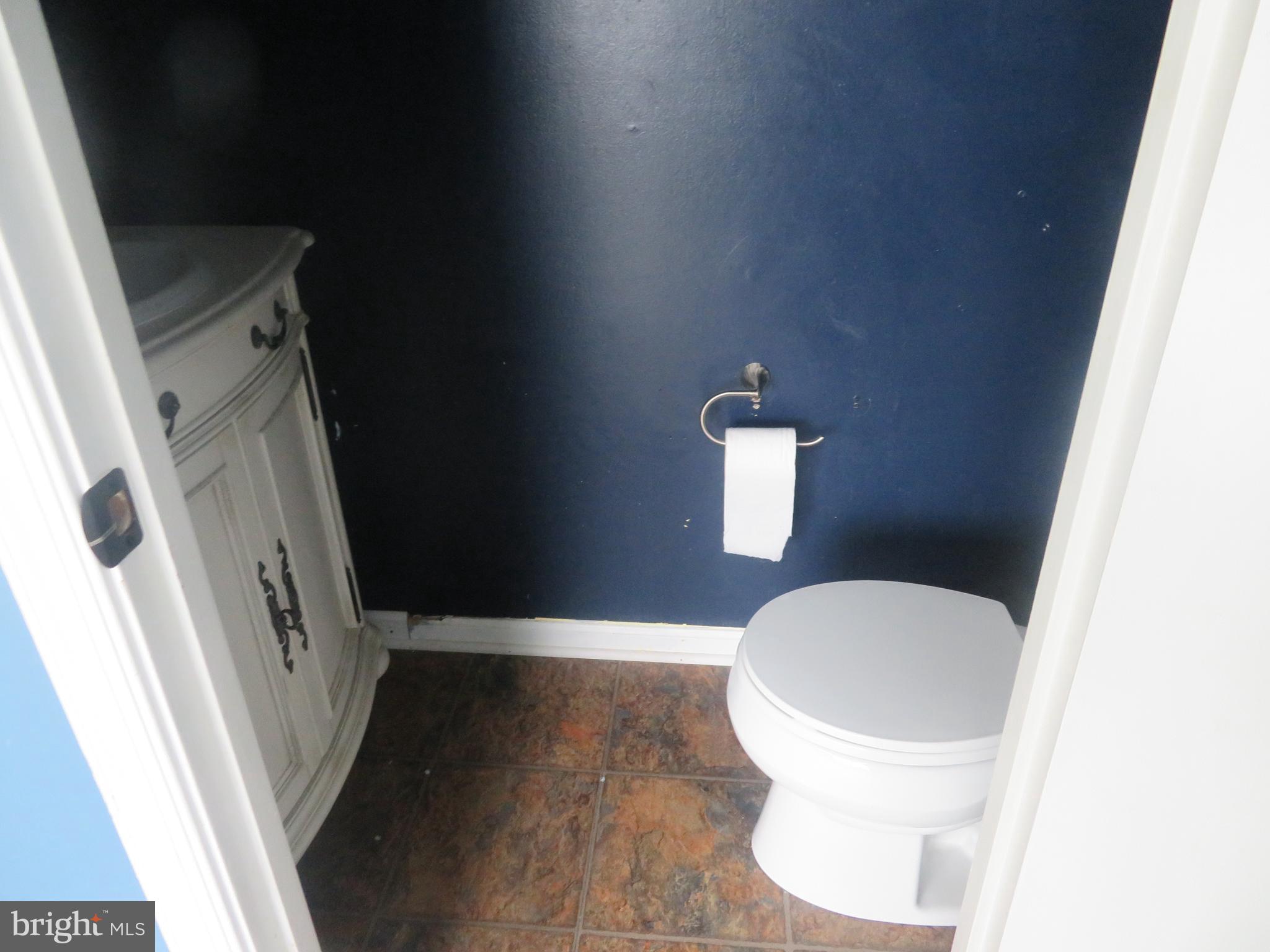 4911 7th Road South, Unit 4911 Arlington, VA 22204 - Photo 36 of 44