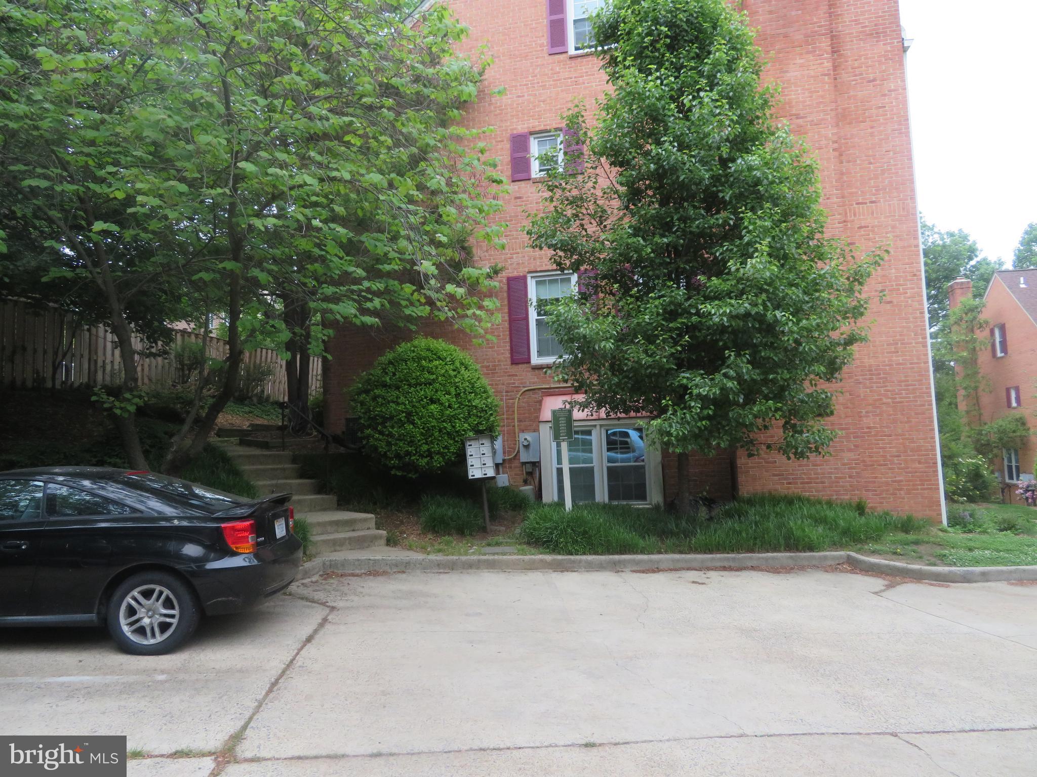 4911 7th Road South, Unit 4911 Arlington, VA 22204 - Photo 7 of 44