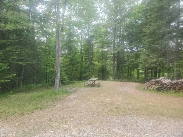 $162,900 | Eagles Nest Way, Gladwin, MI 48624