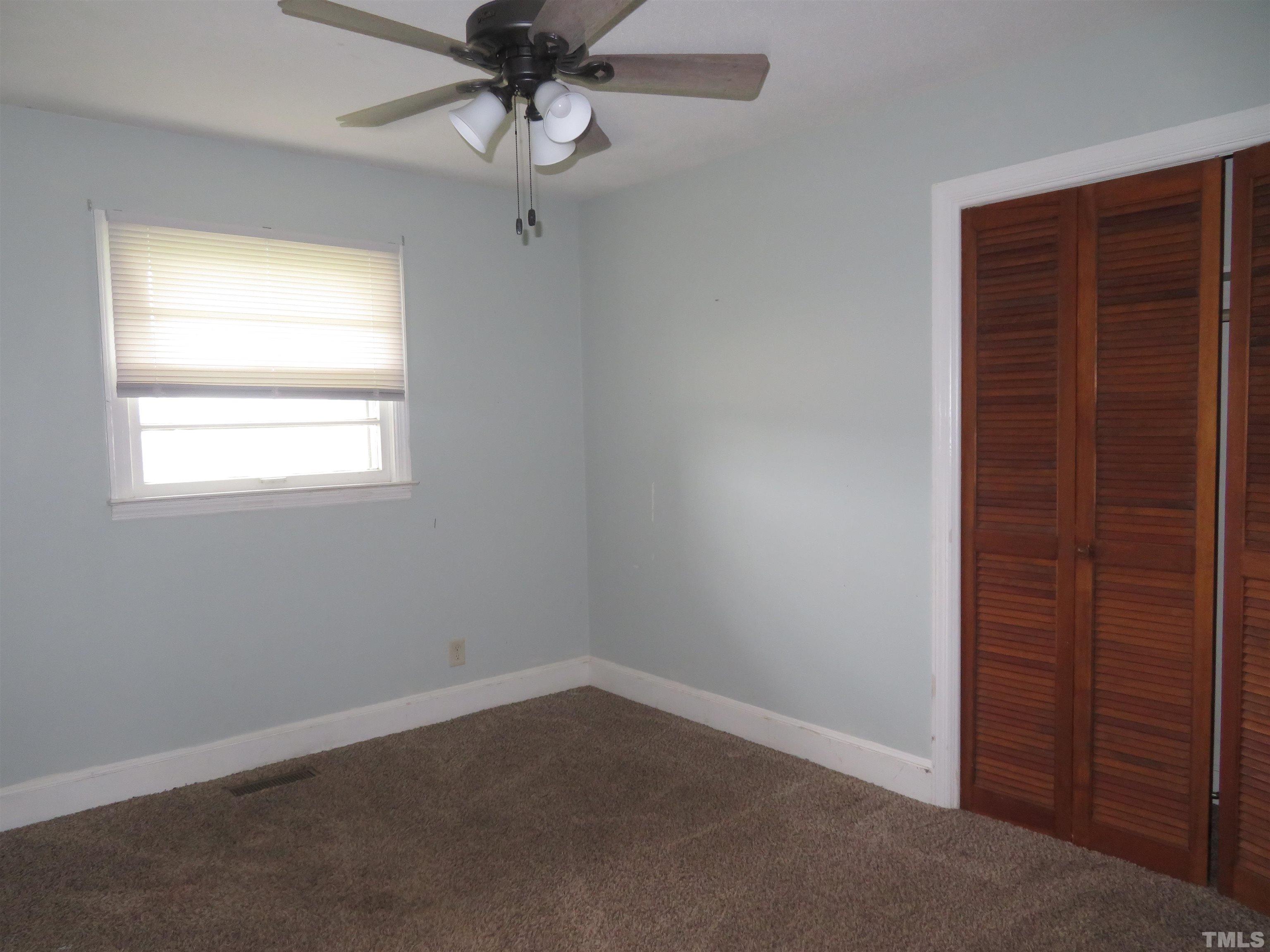 408 Spring Branch Road Dunn, NC 28334 - Photo 2 of 22 Gallery Image 2