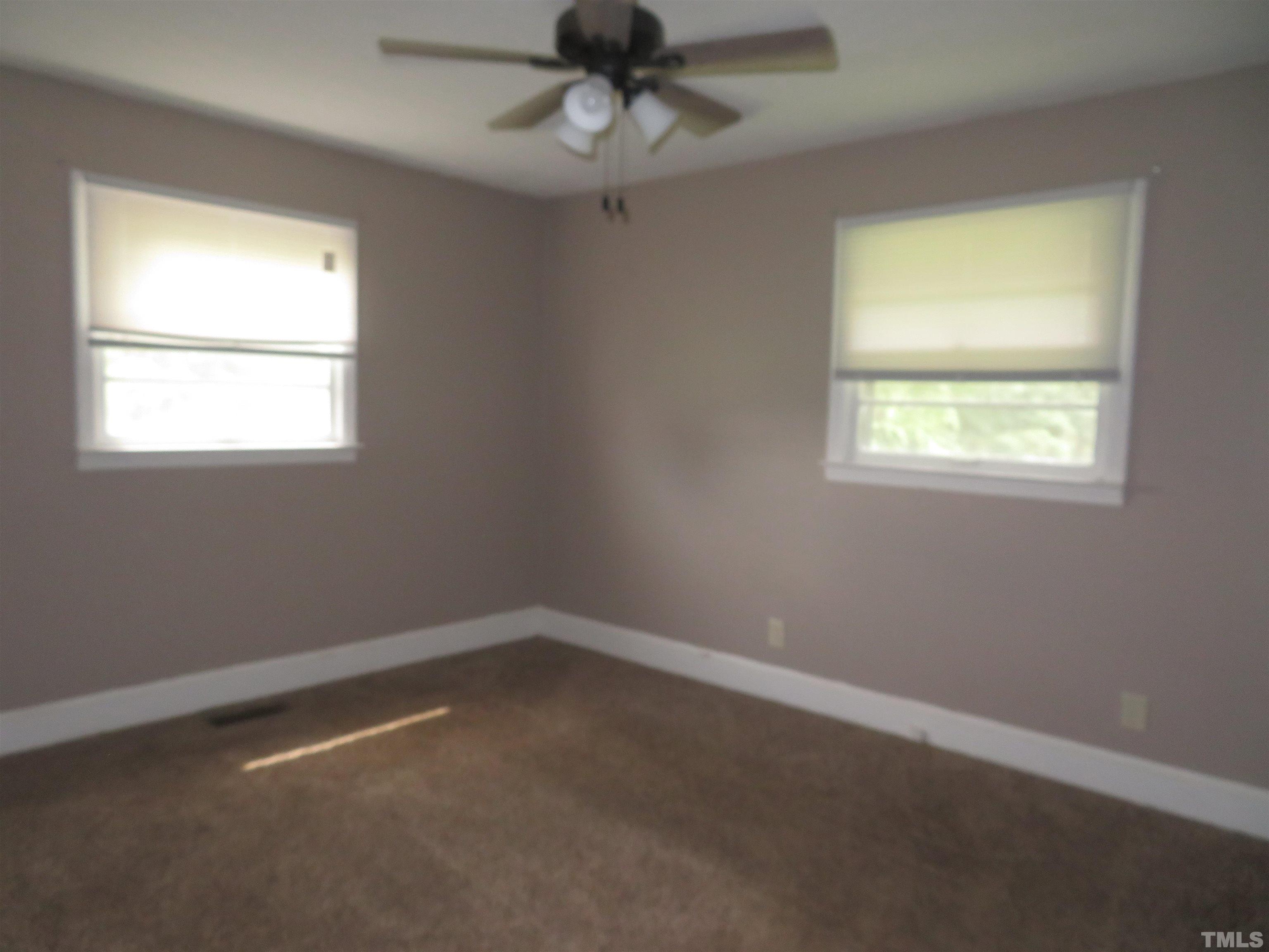 408 Spring Branch Road Dunn, NC 28334 - Photo 4 of 22 Gallery Image 4