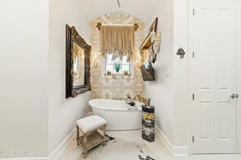 $550,000 | 1106 Le Triomphe Parkway, Broussard, LA 70518