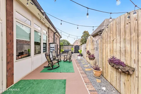 $550,000 | 1106 Le Triomphe Parkway, Broussard, LA 70518