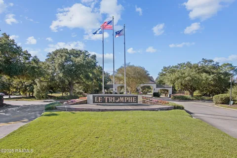 $550,000 | 1106 Le Triomphe Parkway, Broussard, LA 70518
