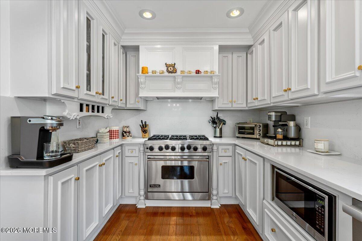 102 Middletown Road Holmdel, NJ 07733 - Photo 8 of 58 015-DSC04194