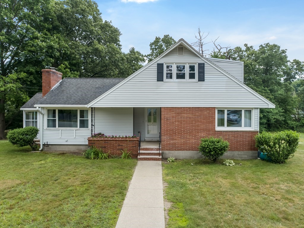 28 Manning Road Chelmsford, MA 01824 - Photo 1 of 42 Gallery Image 1