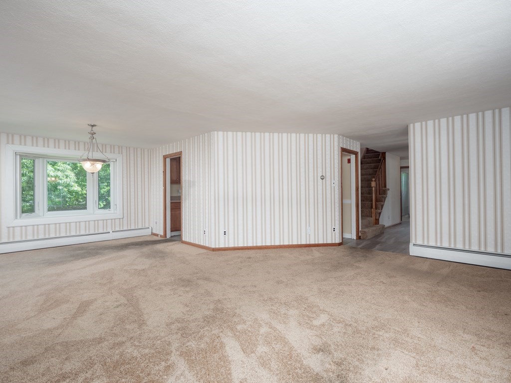 28 Manning Road Chelmsford, MA 01824 - Photo 14 of 42 Gallery Image 14