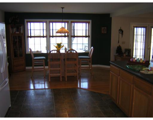 427 Springdale Road Westfield, MA 01085 - Photo 8 of 18 Gallery Image 8