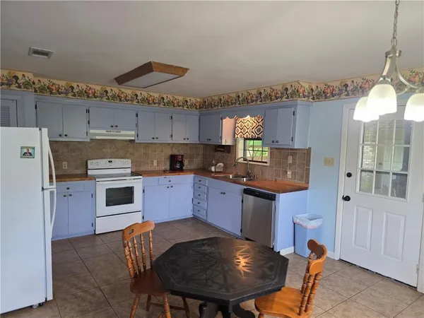 $247,900 | 35218 Sunny Hill Road, Mount Hermon, LA 70450