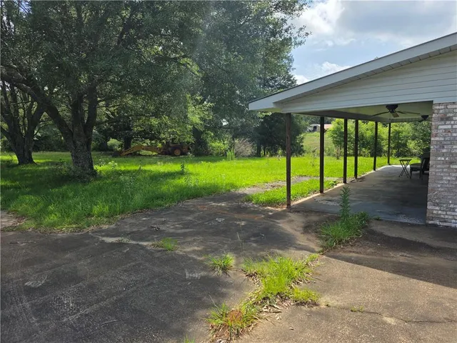 $249,900 | 35218 Sunny Hill Road, Mount Hermon, LA 70450