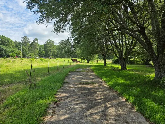 $249,900 | 35218 Sunny Hill Road, Mount Hermon, LA 70450