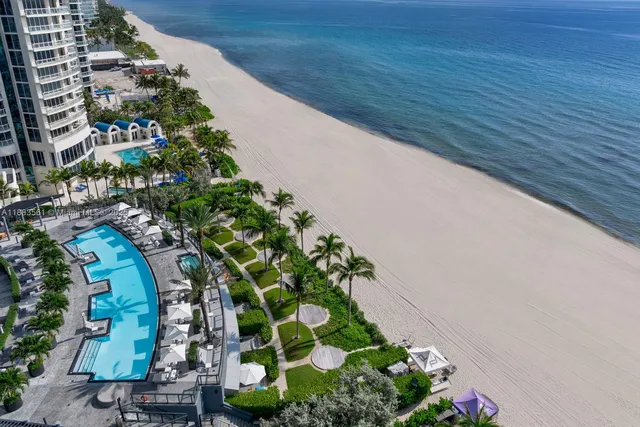 $47,500,000 | 18555 Collins Avenue, Unit PH1, Sunny Isles Beach, FL 33160