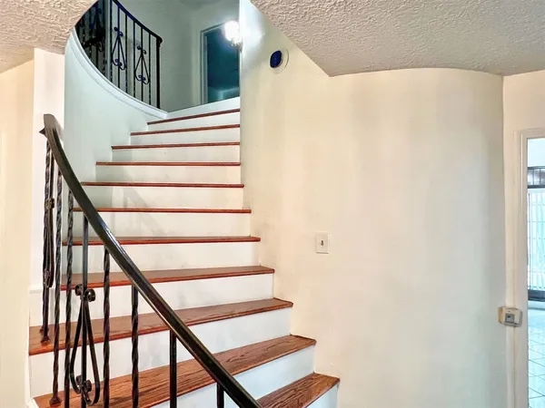 $2,400 | 16902 Summit Oaks Lane, Spring, TX 77379