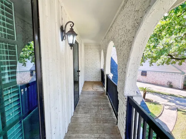 $2,400 | 16902 Summit Oaks Lane, Spring, TX 77379