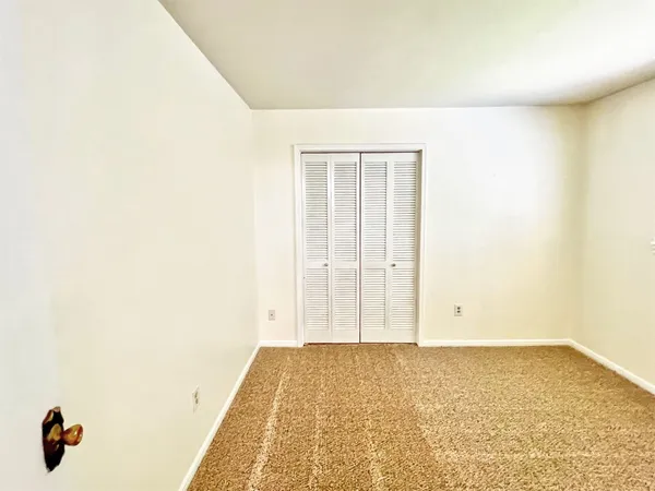 $2,400 | 16902 Summit Oaks Lane, Spring, TX 77379