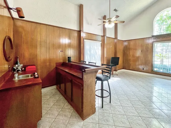 $2,400 | 16902 Summit Oaks Lane, Spring, TX 77379