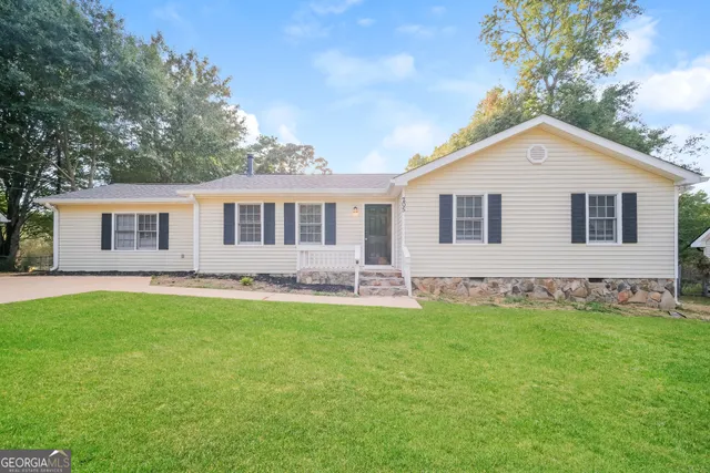 $1,870 | 205 Wellington Drive, McDonough, GA 30252