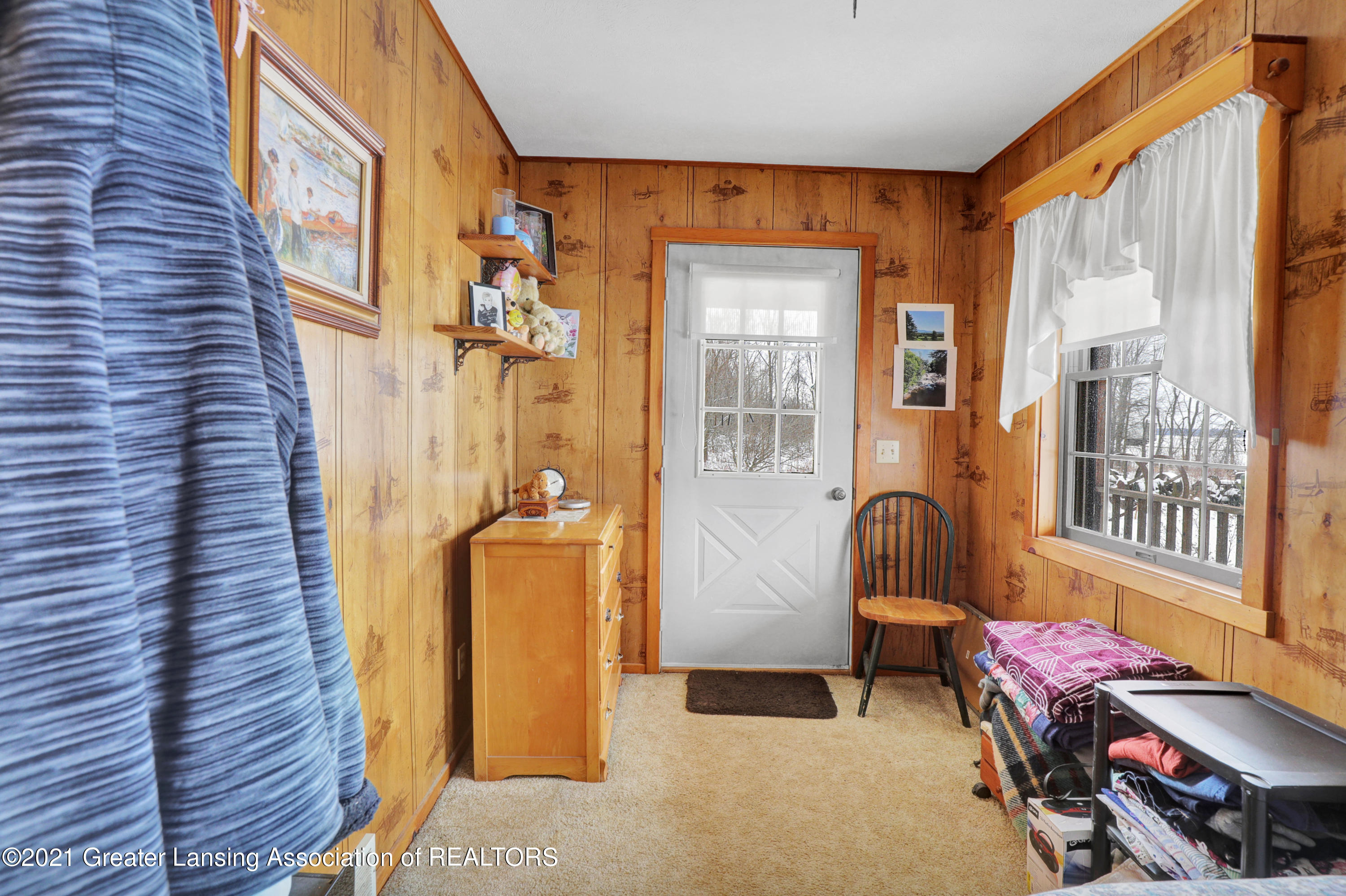 9073 South State Road Portland, MI 48875 - Photo 24 of 32 9I3A6247