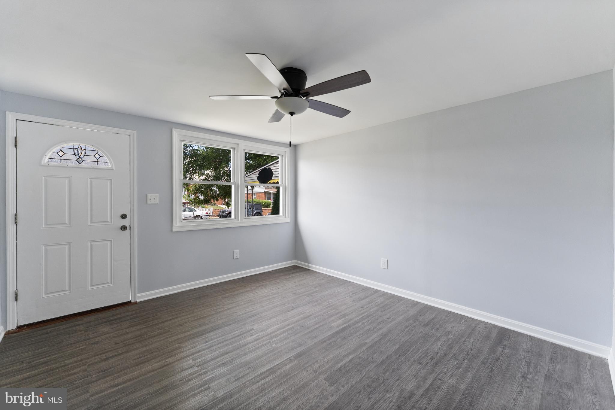 2941 Mallview Road Baltimore, MD 21230 - Photo 3 of 23