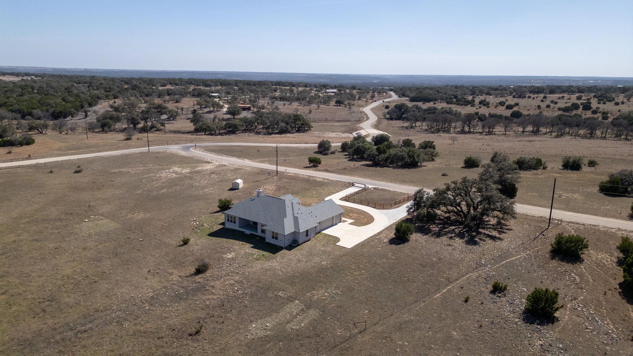 103 Buck Rabbit Road Lampasas, TX 76550 - Photo 4 of 29