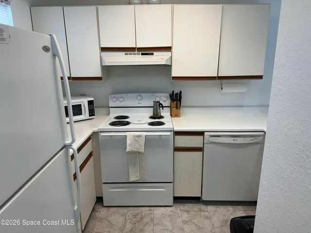 $1,800 | 201 Ocean Park Lane, Unit V41, Cape Canaveral, FL 32920