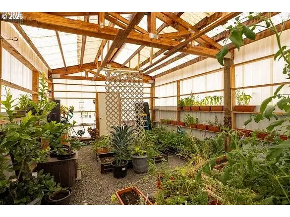 $625,000 | 53476 Arrow Gap Road, Silver Lake, OR 97638