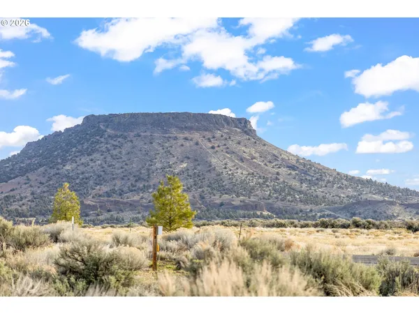 $625,000 | 53476 Arrow Gap Road, Silver Lake, OR 97638