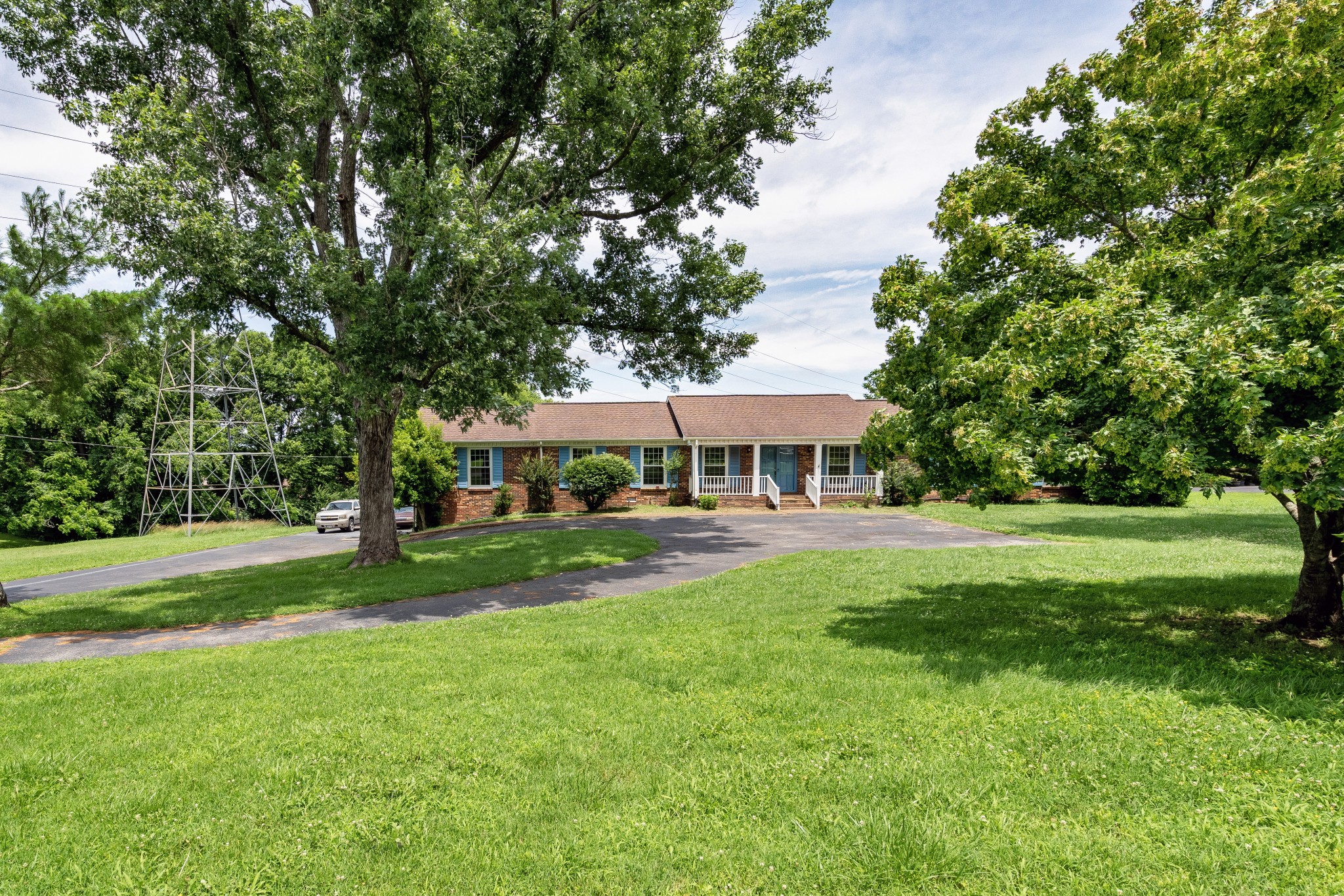 2208 Bowman Road Franklin, TN 37064 - Photo 2 of 37