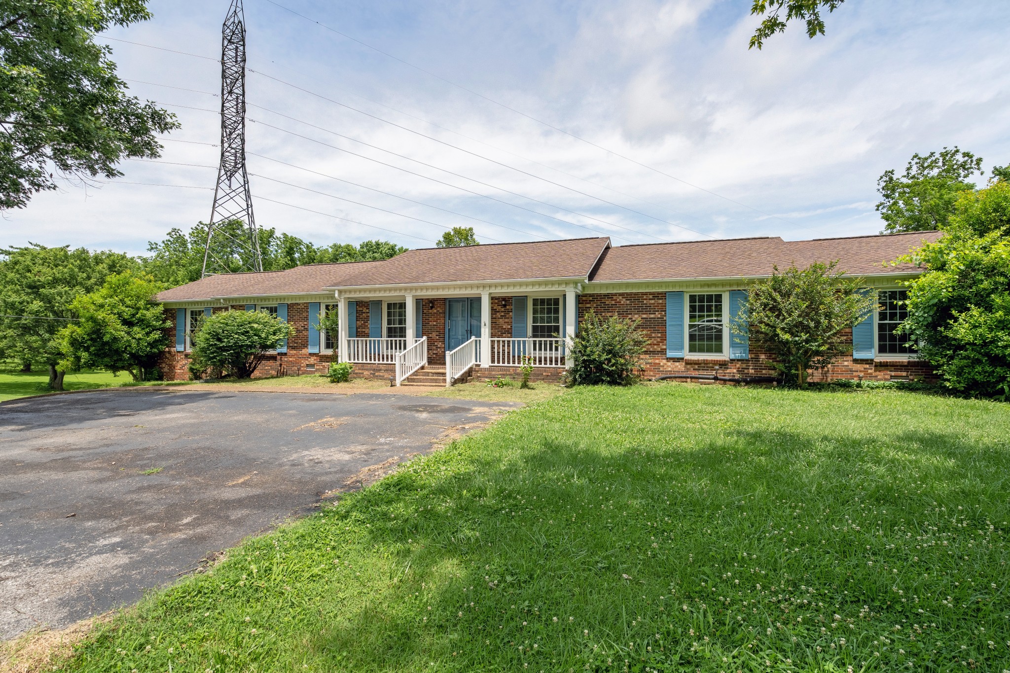 2208 Bowman Road Franklin, TN 37064 - Photo 3 of 37