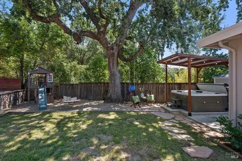 $989,000 | 1230 Cambridge Street, Novato, CA 94947
