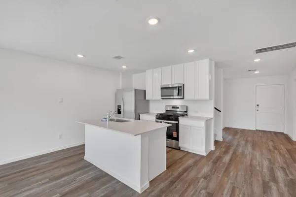 $2,850 | 40818 Hawthorne Glades Street, Magnolia, TX 77354