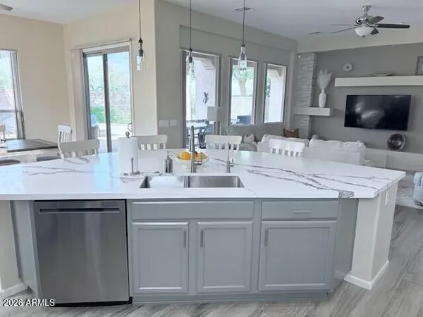 $2,150 | 12368 West Hedge Hog Place, Peoria, AZ 85383