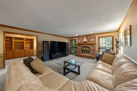 $590,000 | 2401 West 123rd Terrace, Leawood, KS 66209