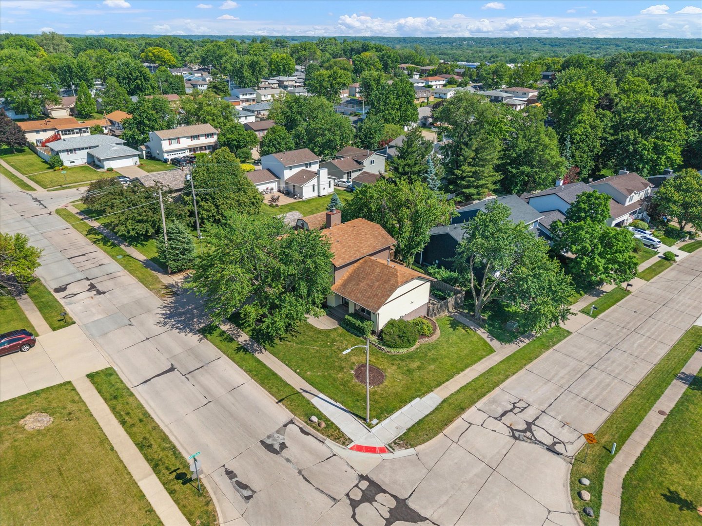 3300 35th Avenue Moline, IL 61265 - Photo 10 of 64