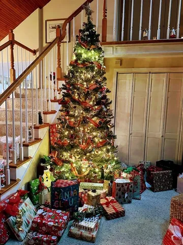 $355,000 | 2620 Clay Street, St. Joseph, MO 64501