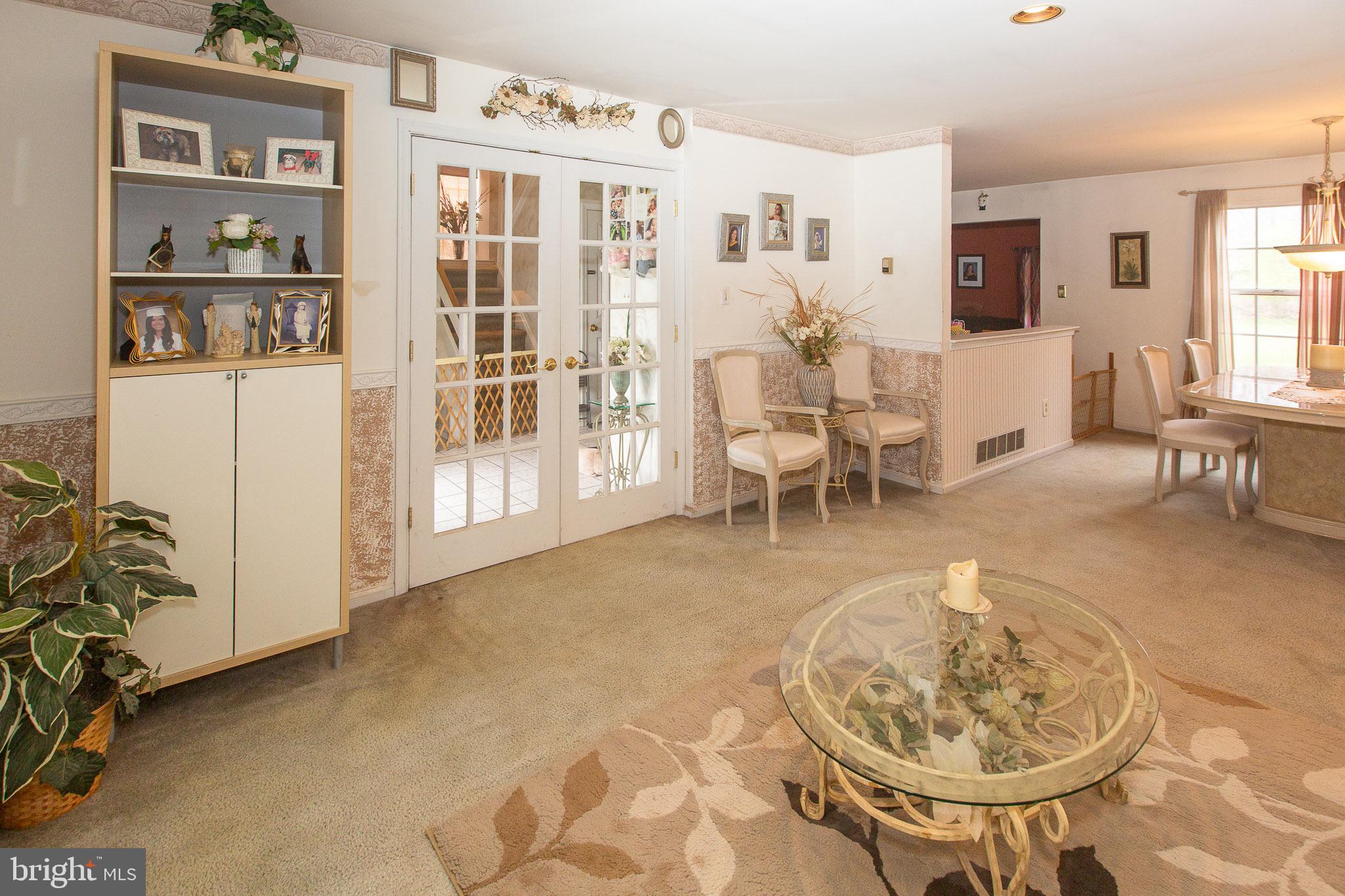168 Regents Road Collegeville, PA 19426 - Photo 6 of 37