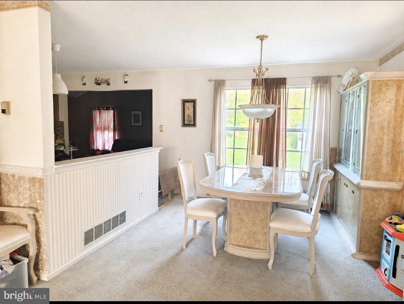 168 Regents Road Collegeville, PA 19426 - Photo 7 of 37