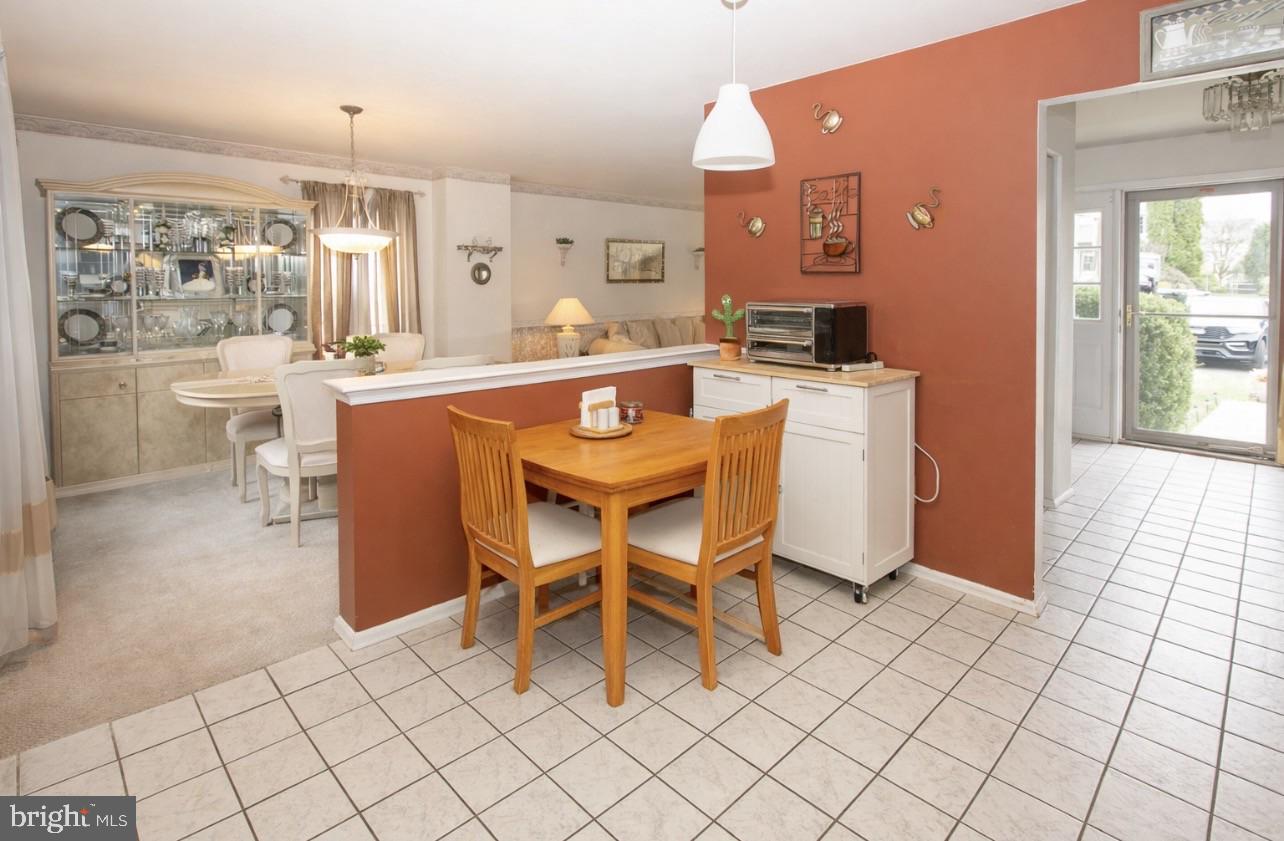 168 Regents Road Collegeville, PA 19426 - Photo 10 of 37