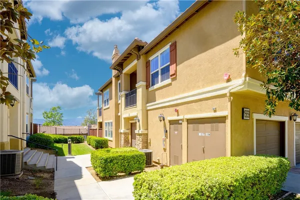 $415,000 | 15659 Vista Way, Unit 100, Lake Elsinore, CA 92532