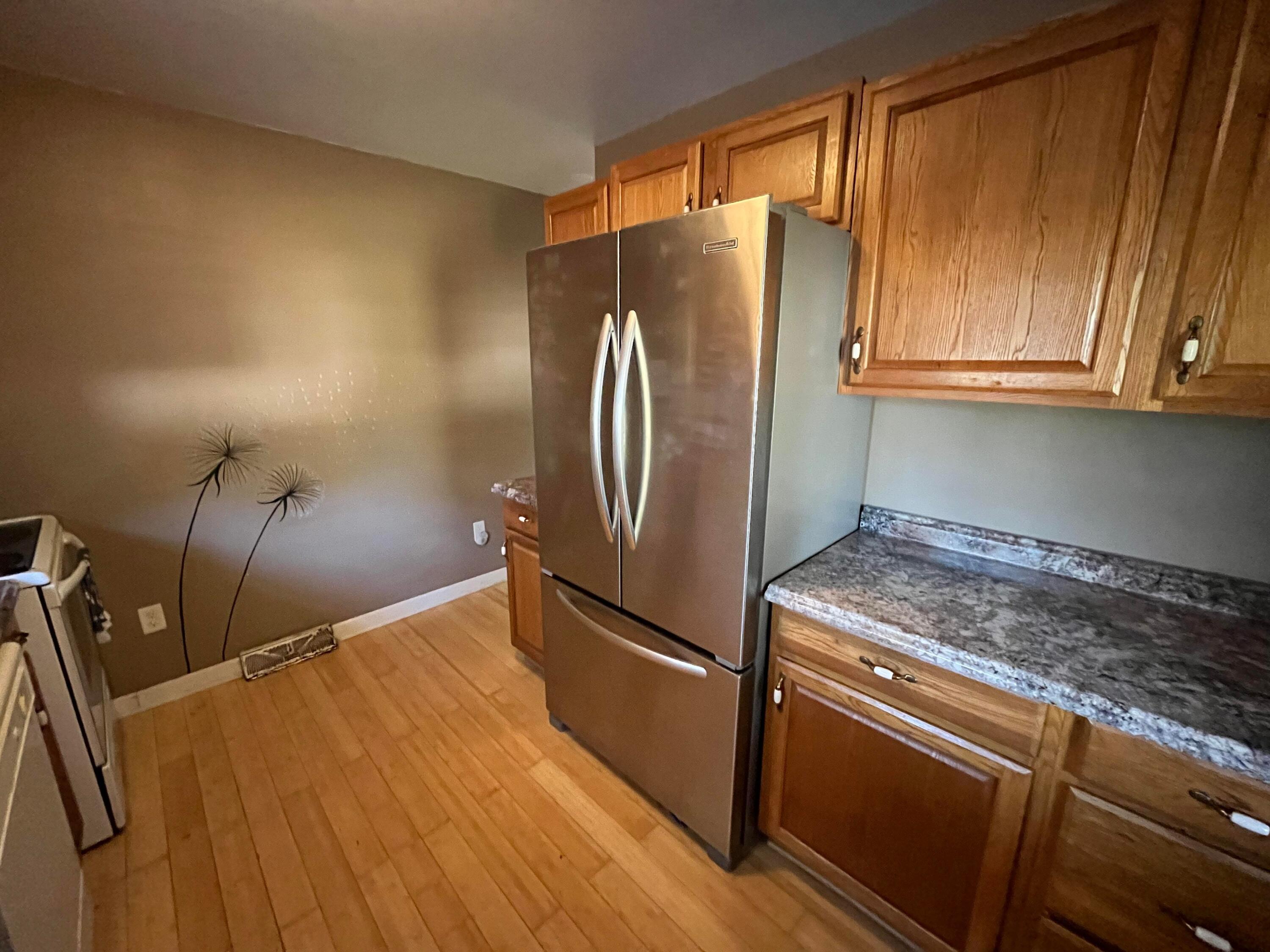 9556 Koester Road Ladson, SC 29456 - Photo 6 of 7 6 - Kitchen
