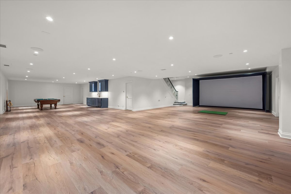 81 Locust Road Winnetka, IL 60093 - Photo 82 of 106 Gallery Image 82