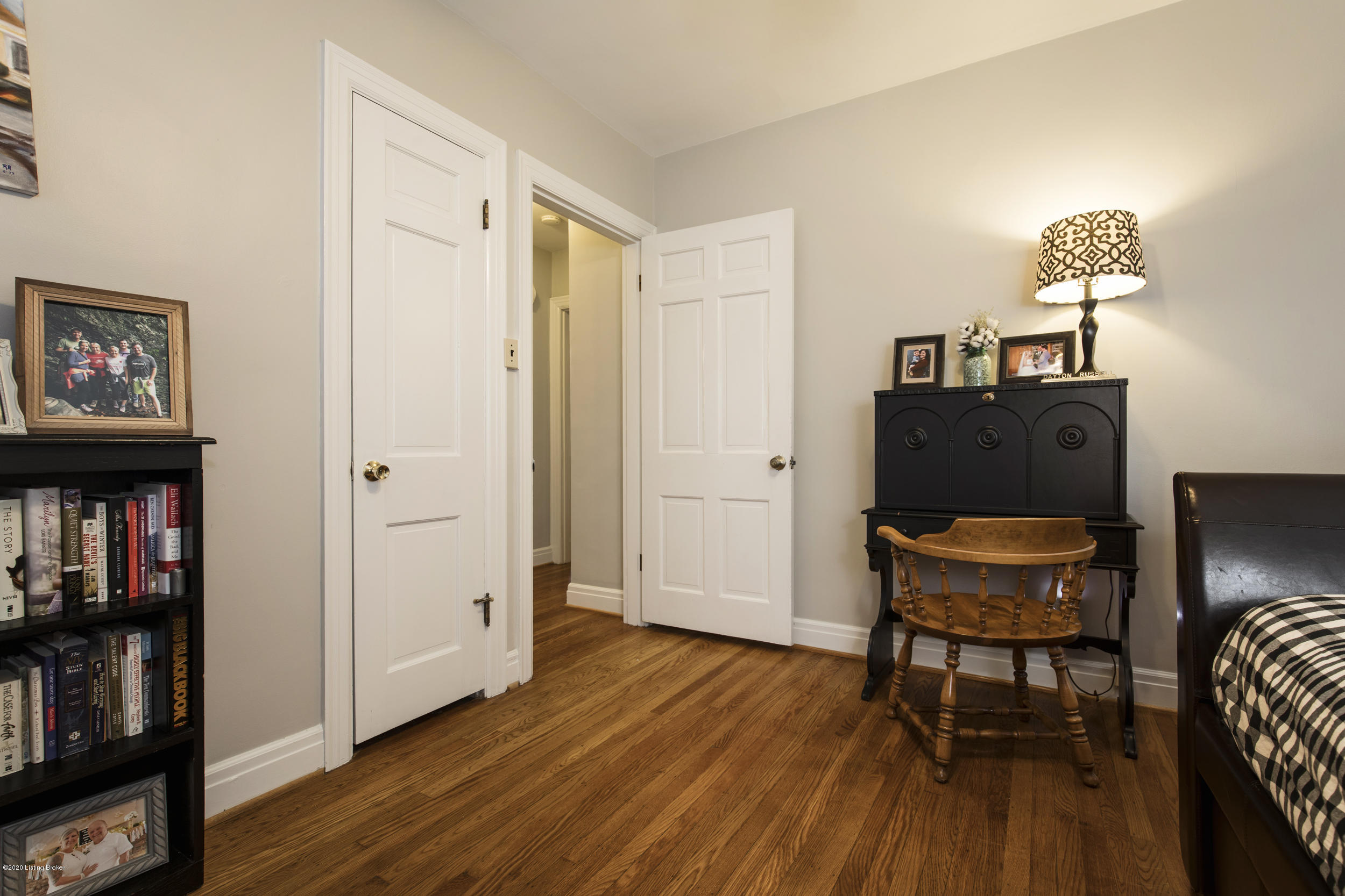 2506 Manchester Road Louisville, KY 40205 - Photo 29 of 39 29-bedroom #3