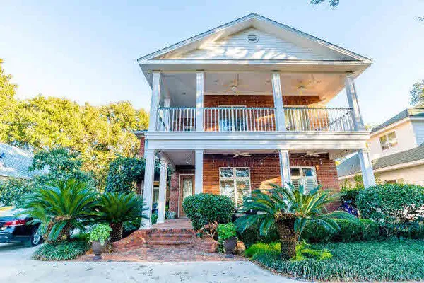 $4,250 | 407 South Mobile Street, Fairhope, AL 36532