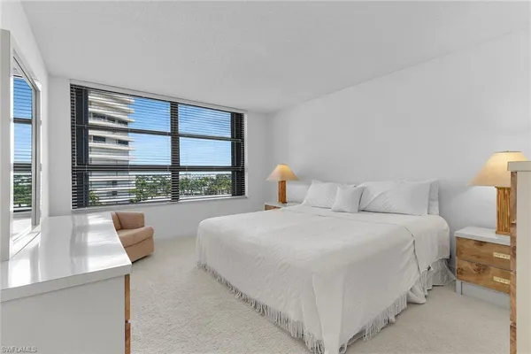 $840,000 | 300 South Collier Boulevard, Unit 703, Marco Island, FL 34145