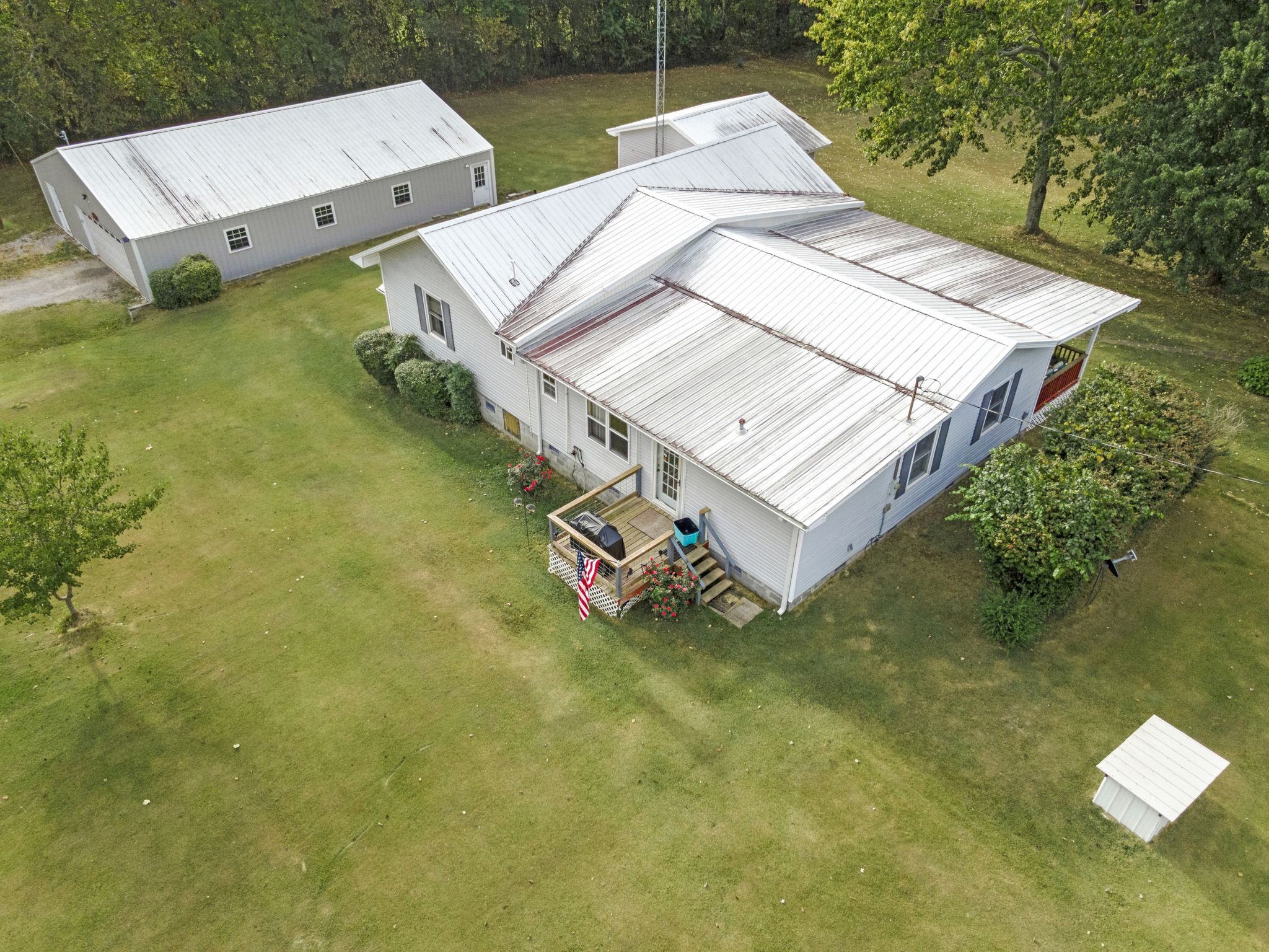 577 Southridge Road Minor Hill, TN 38473 - Photo 31 of 49 Gallery Image 31