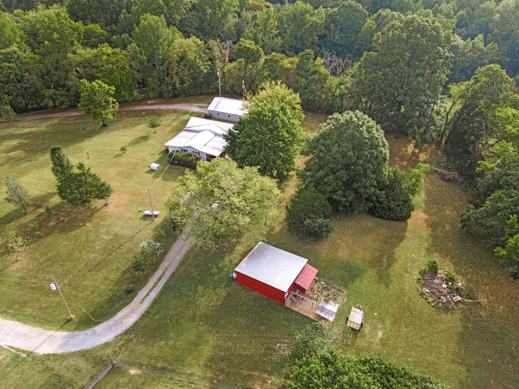 577 Southridge Road Minor Hill, TN 38473 - Photo 32 of 49 Gallery Image 32