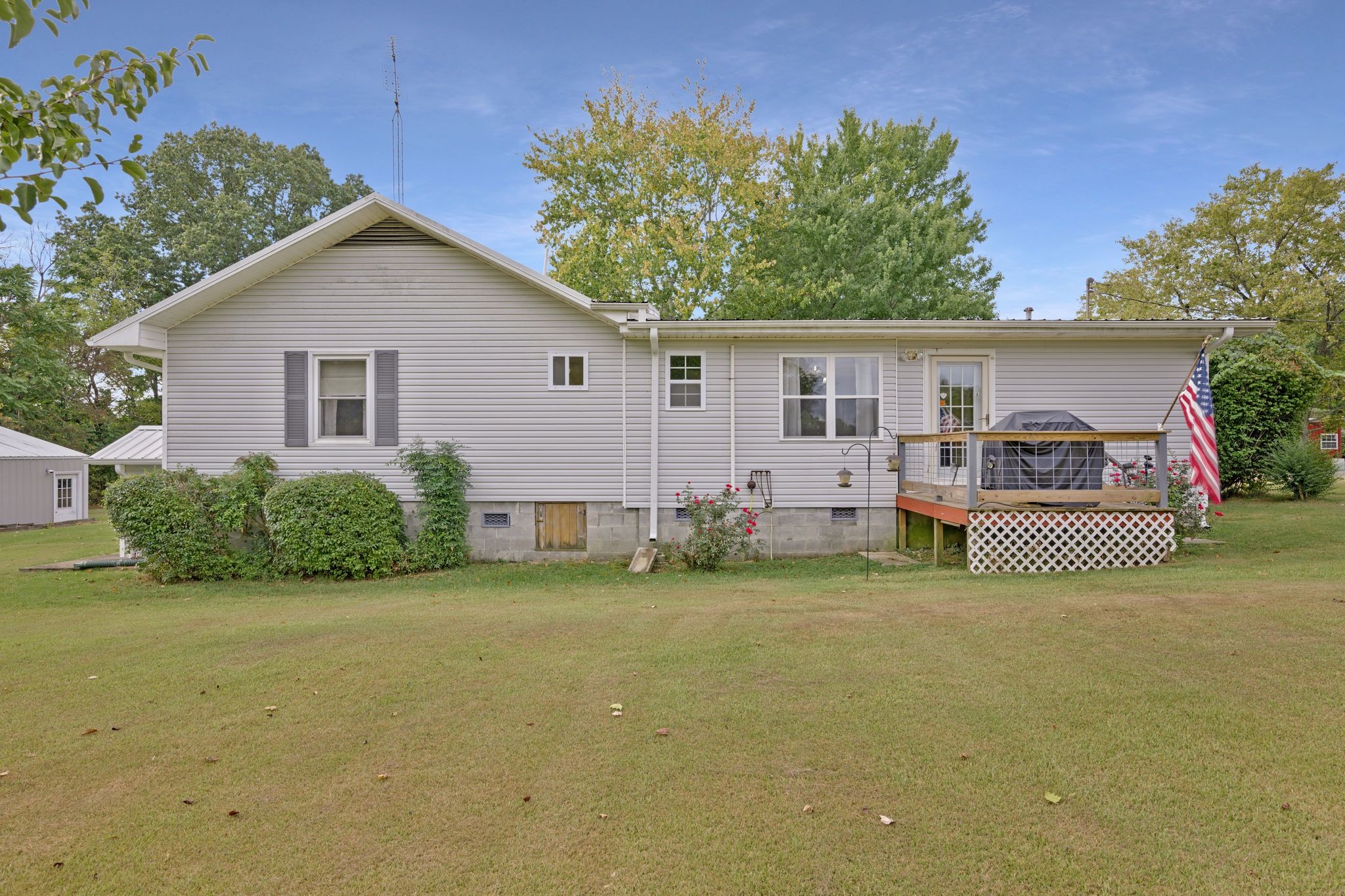 577 Southridge Road Minor Hill, TN 38473 - Photo 4 of 49 Gallery Image 4