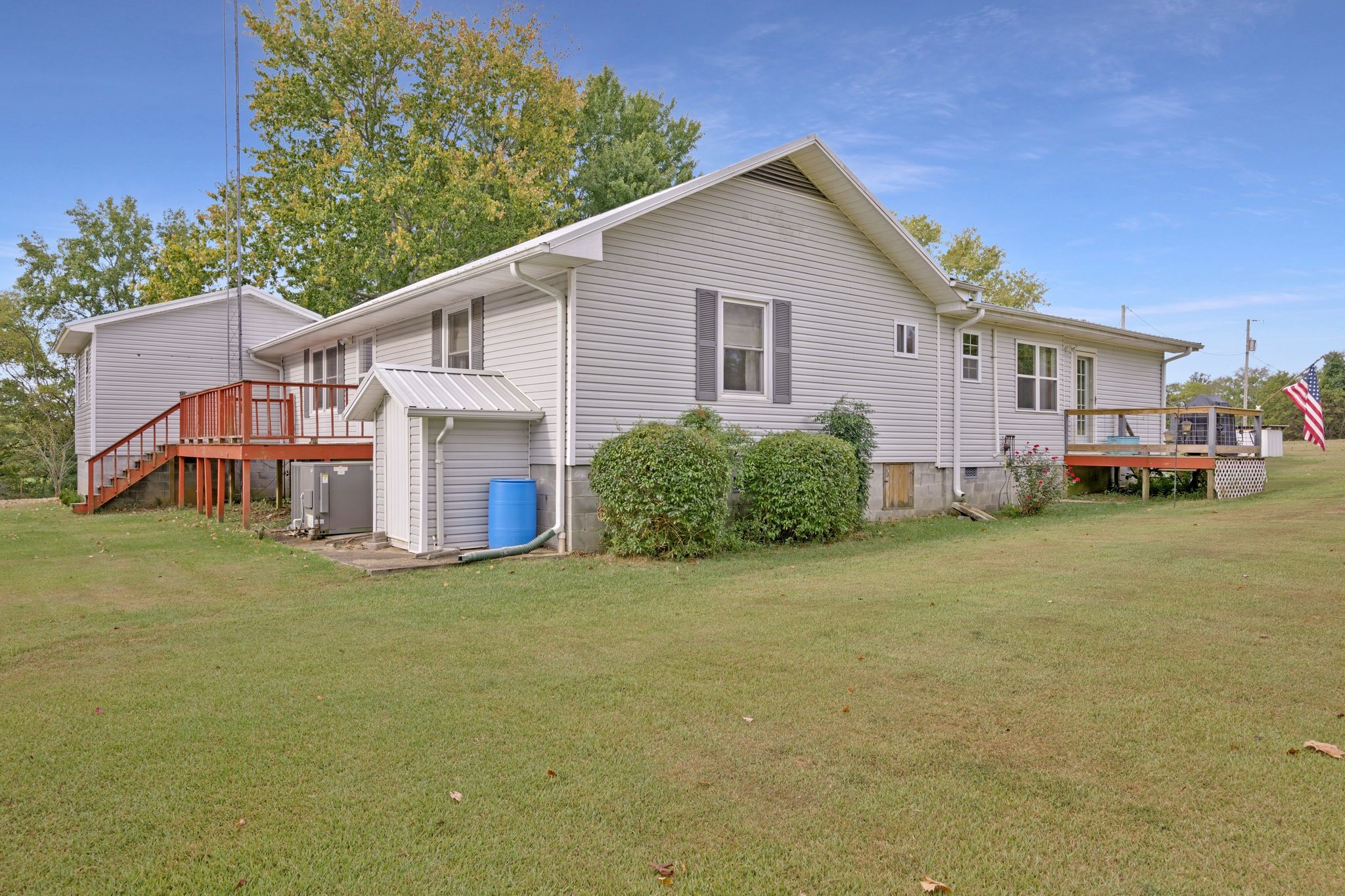 577 Southridge Road Minor Hill, TN 38473 - Photo 5 of 49 Gallery Image 5