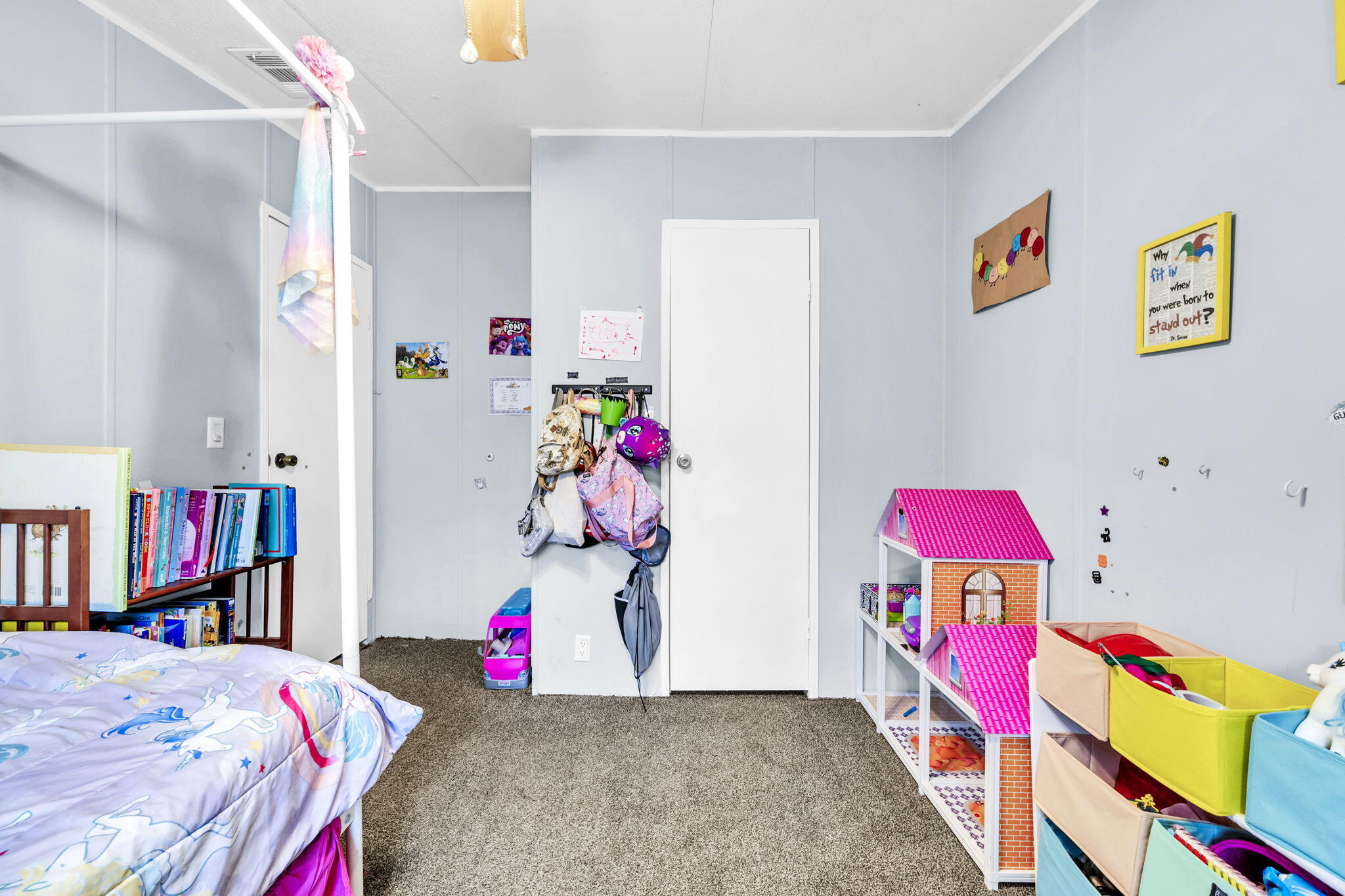 2236 Old Jolly Bay Road Freeport, FL 32439 - Photo 11 of 25 .